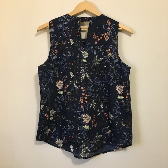 Vero Moda Floral Print Keyhole Sleeveless Blouse - Picture 2 of 14